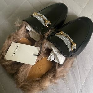 Gucci Princetown Fur Loafer/Slipper/Flat